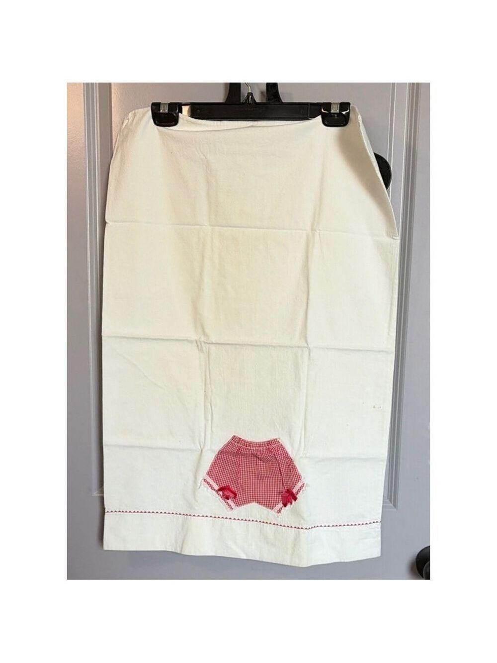 Vtg handcrafted One Size White & Red pillowcase #0036